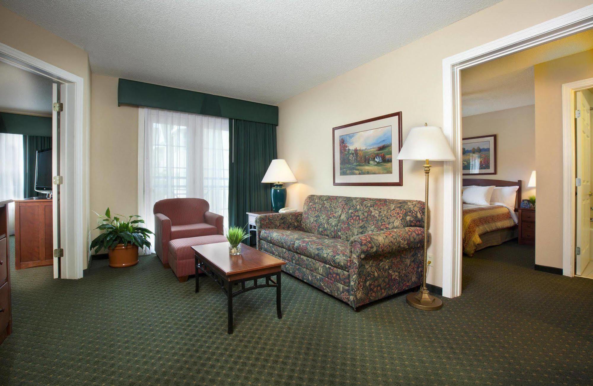 Homewood Suites By Hilton Kansas City Airport Экстерьер фото